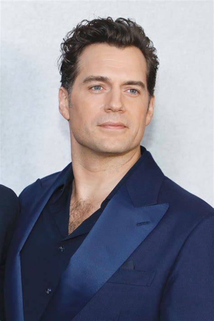 Pin on Henry Cavill