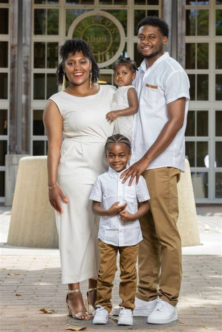 PREGNANT SCHOLAR PROFILE Sade Johnson The Pregnant Scholar