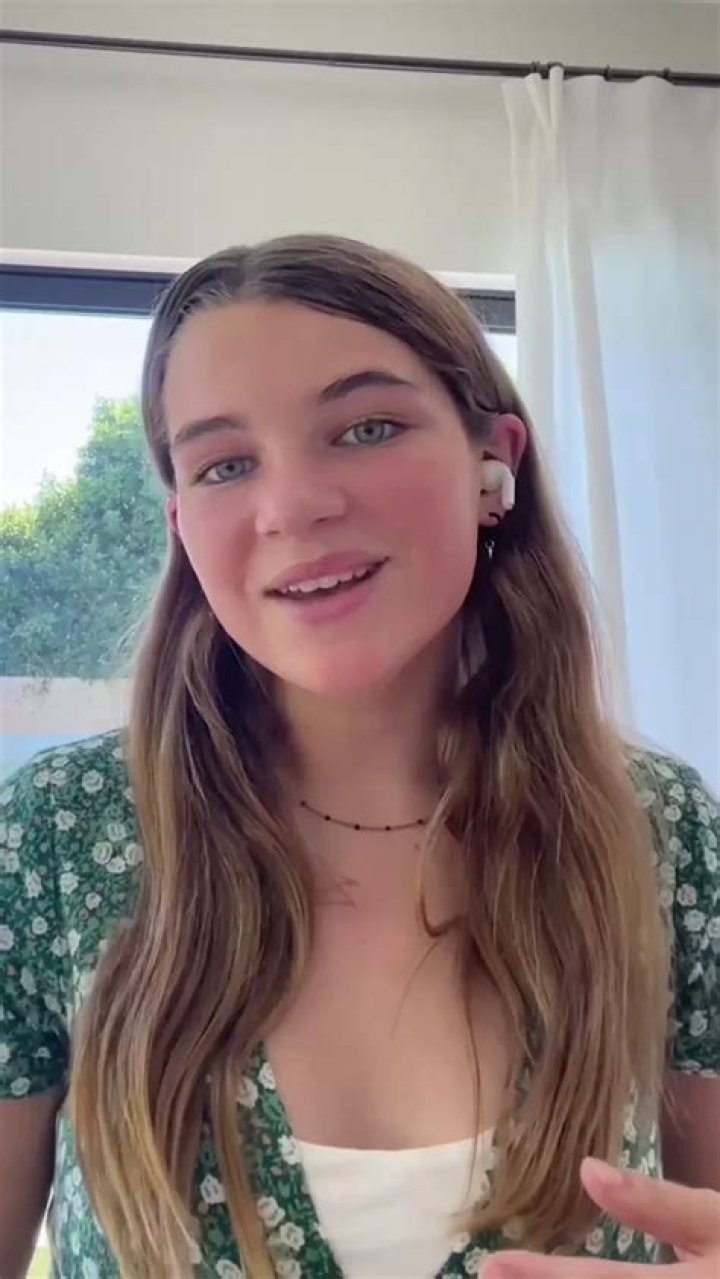 Raegan Revord Biography, Age, Net Worth, Parents, Height » Trengezie