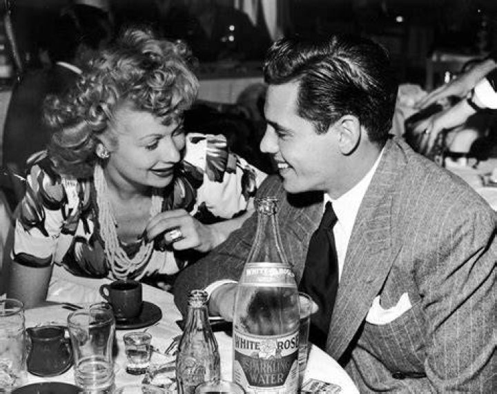 Recordamos el estilo de Desi Arnaz el latino de Hollywood GQ México