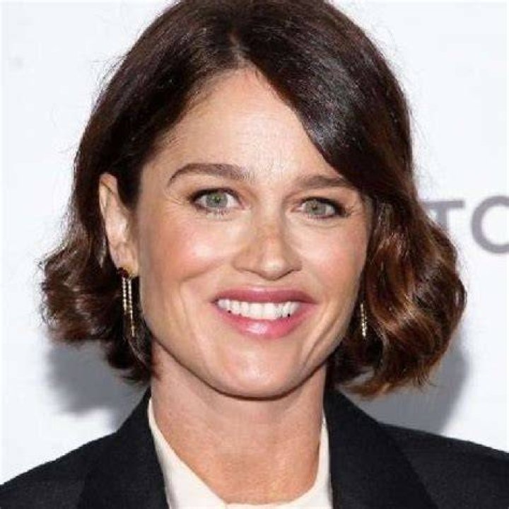 Robin Tunney Biography, Height & Life Story Super Stars Bio