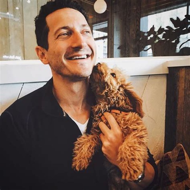 Sasha Roiz(mrsasharoiz) • Instagram写真と動画 Grimm cast, Grimm series