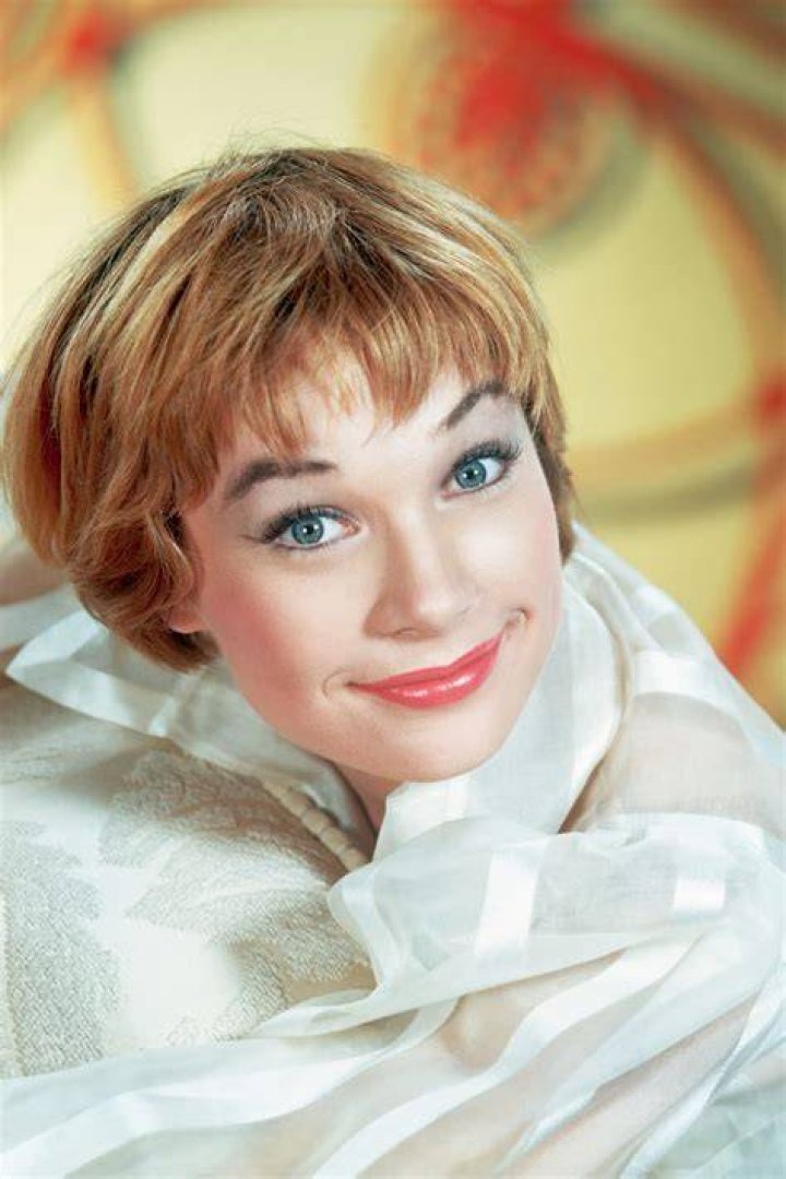Shirley MacLaine Shirley MacLaine Photo (32668875) Fanpop