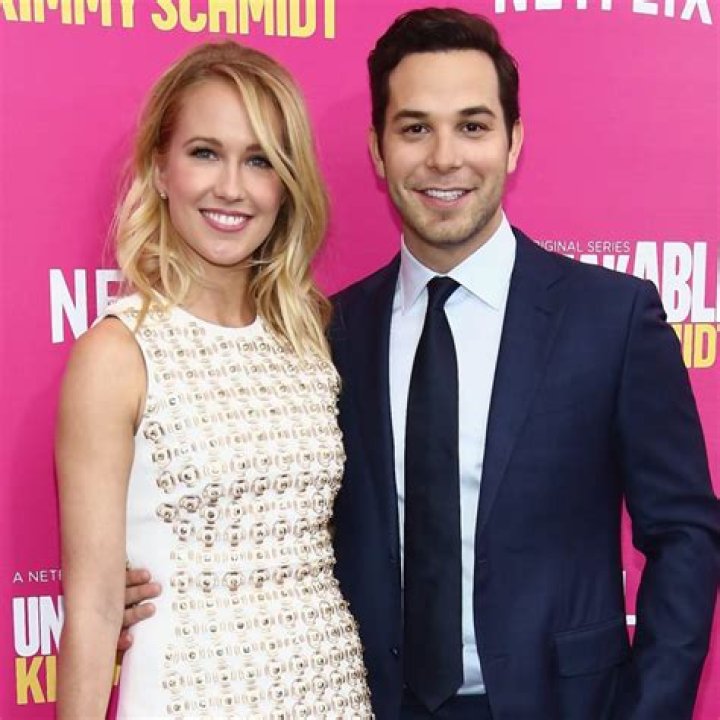 Skylar Astin and Anna Camp&rsquo;s Sunstone Winery Wedding Katie Shuler
