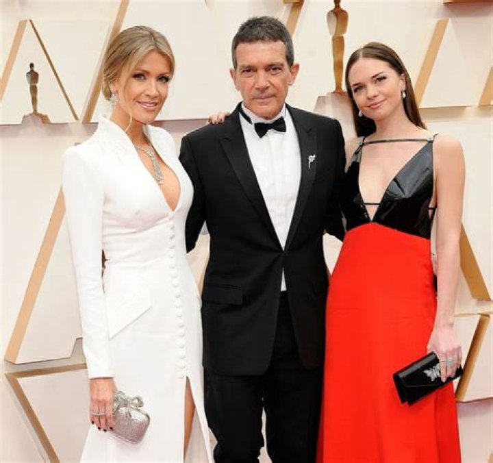 Stella Banderas Oscars 2020 Red Carpet &bull; CelebMafia