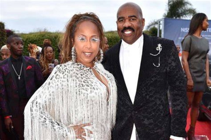 Steve Harvey Family Photos, Wife, Age, Kids, Son, Daughter
