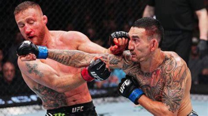 Talking Fights and the UFC with Devon Sawa UFC