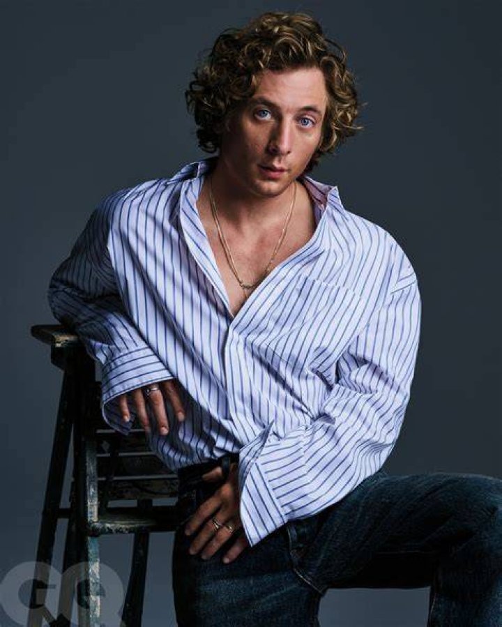 TheBearFX made longtime TV fixture Jeremy Allen White an overnight