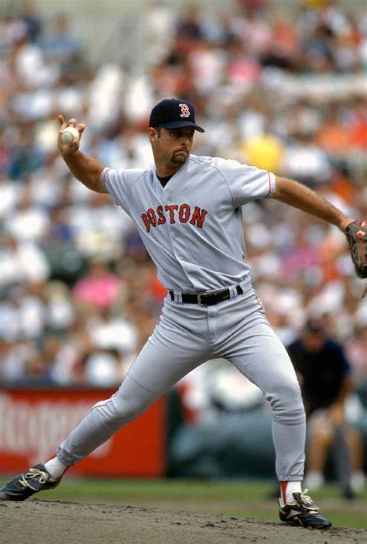 Tim Wakefield rolls along as Red Sox win The Boston Globe