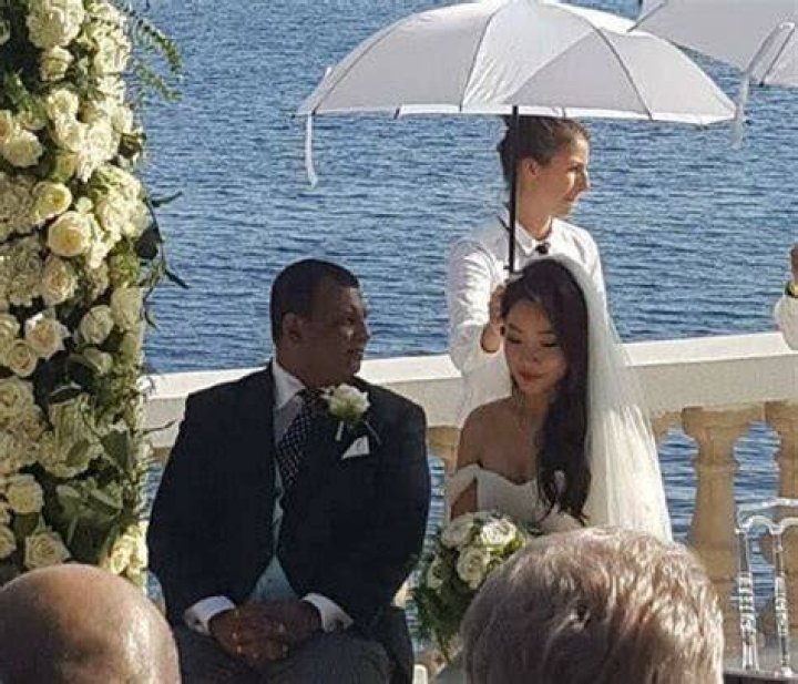 Tony Fernandes Just Got Married To His Korean Girlfriend In France