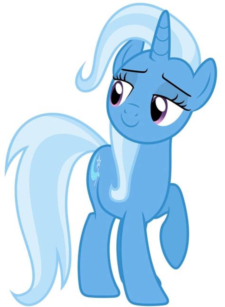 Trixie Likes What She Sees by Reginault on DeviantArt