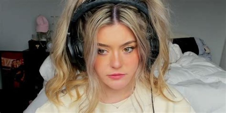 Twitch Streamer BrookeAB To A Victim Of Online Stalkers