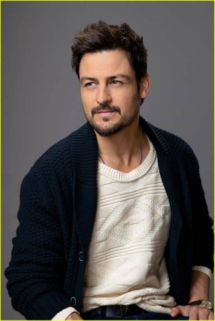 Tyler Hynes Tyler hynes, Tyler, Movie stars