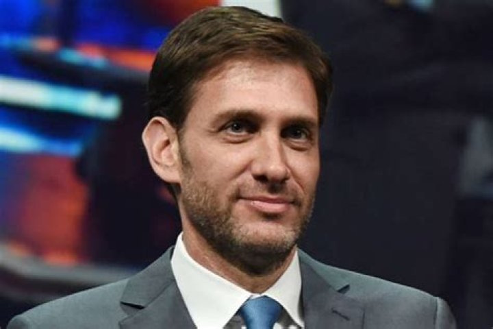 What is Mike Greenberg Net Worth? His Bio, Salary, Married, Wife, Kids