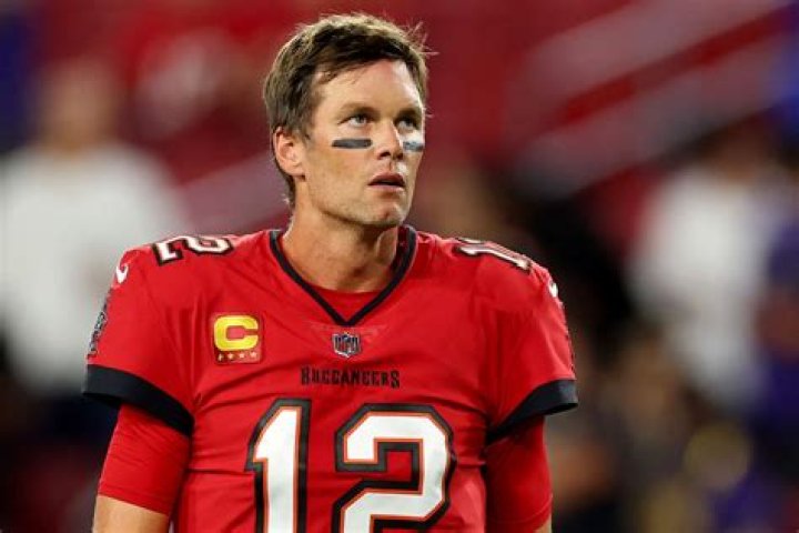 Who are Tom Brady's siblings?