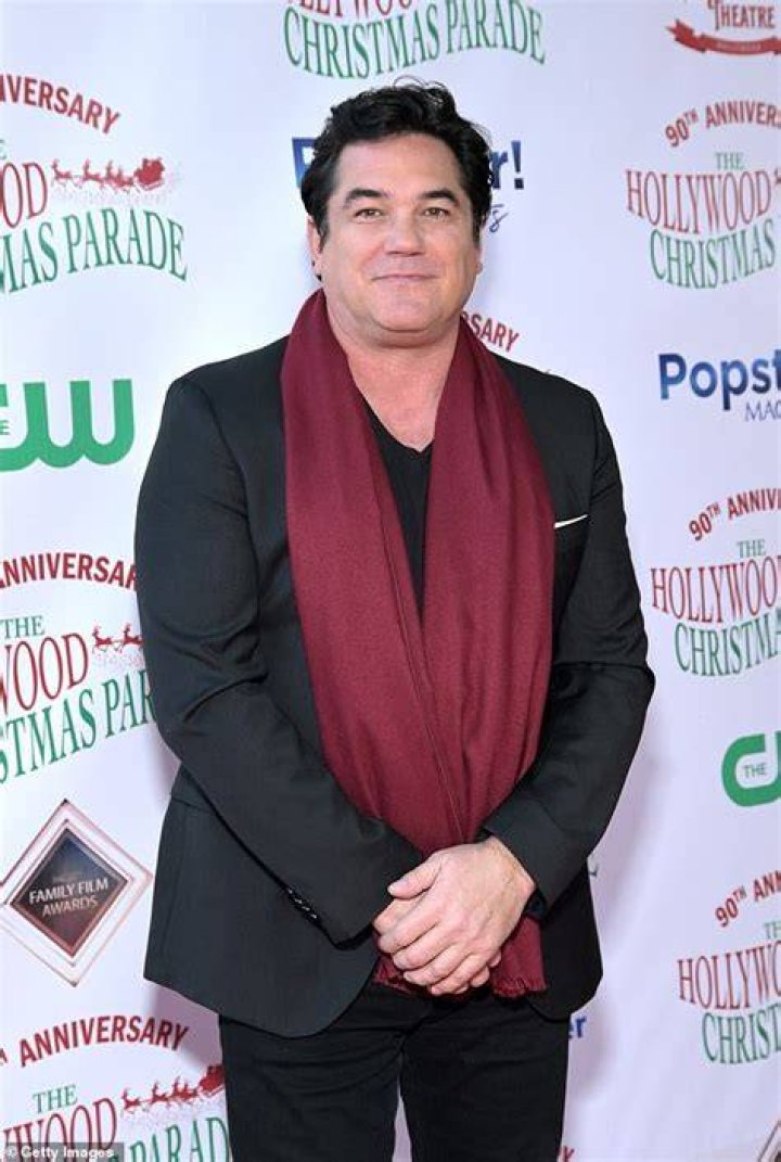 Who Has Dean Cain Been Romantically Linked To?