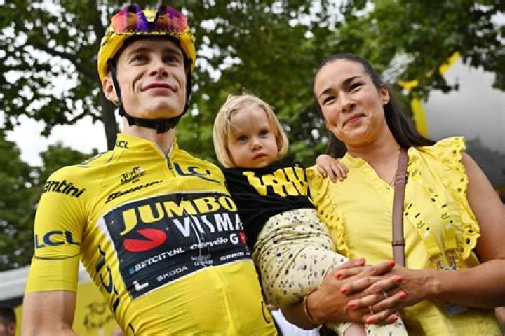 Who is Jonas Vingegaard Wife Trine Hansen? Age, Marriage, Children, Net