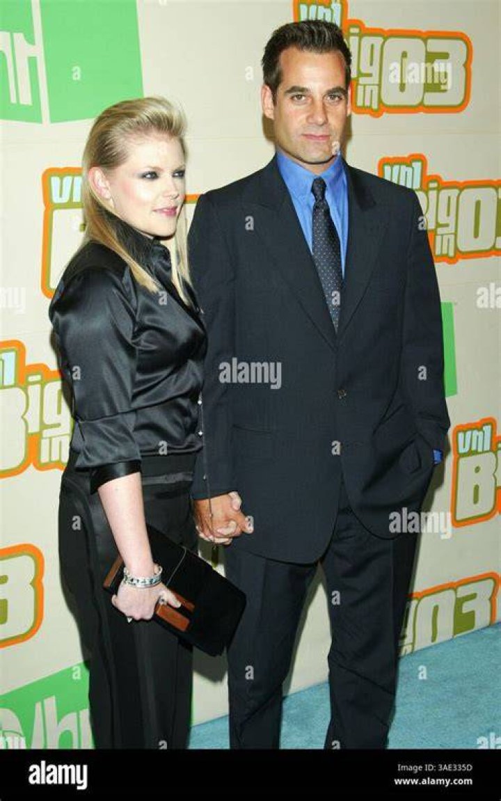 Who is Natalie Maines husband Michael Tarabay?