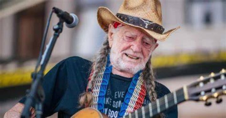 Willie Nelson Net Worth (2023) From "Crazy," "Family Bible," Skechers